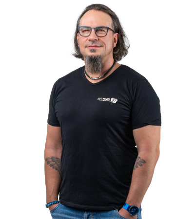 Alex Schmidt Alex Schmidt